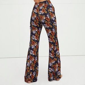 Free People Floral Pants size Lg EUC